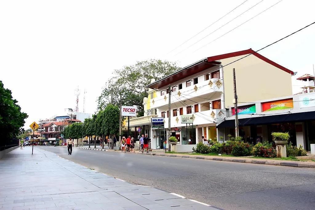 Bed & Breakfast Holiday Guest Inn Negombo