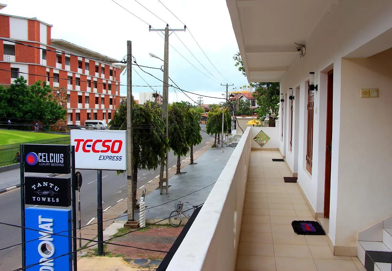 Holiday Guest Inn Negombo 2*,  Sri Lanka