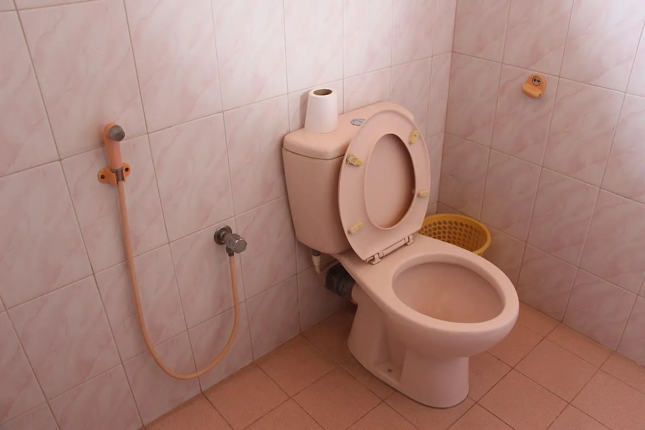 نيجومبو Holiday Guest Inn